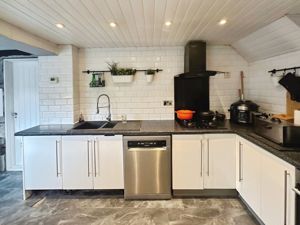 Photo 9- click for photo gallery